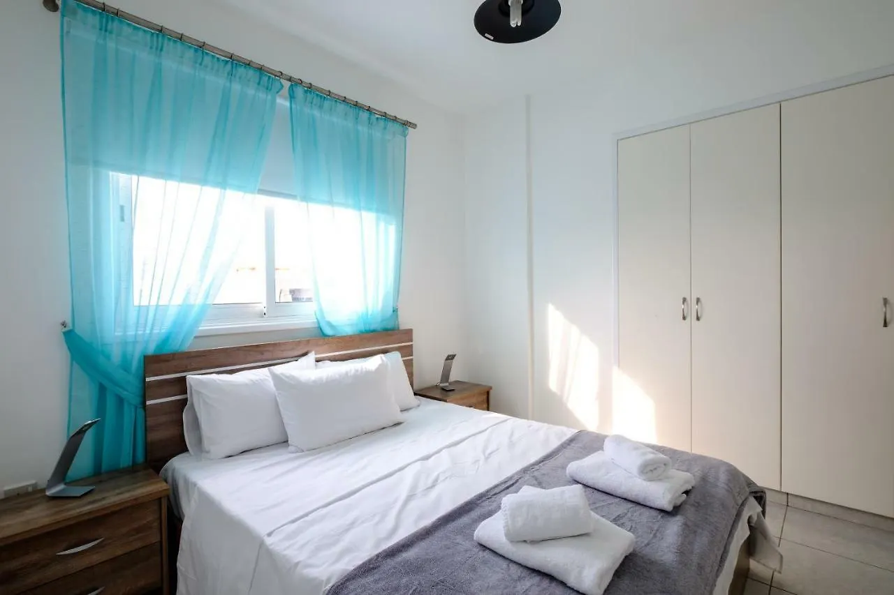 The Coral Penthouse Apartment Larnaca